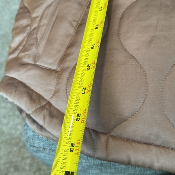 Olivaceous Green Quilted Puffer Jacket Oversized Size Small - Picture 9 of 10